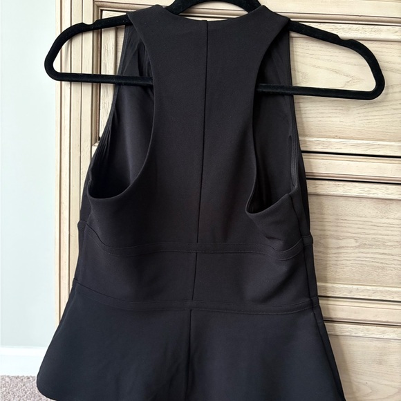 NWT Express Studio Stretch Crepe Halter V-neck Sleeveless Banded Cutout Tank - Picture 8 of 8